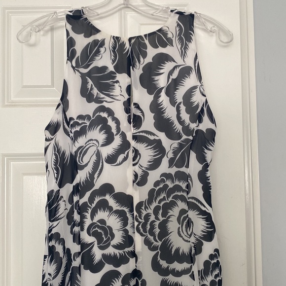 Navy and white light weight midi ann Taylor - Picture 5 of 6